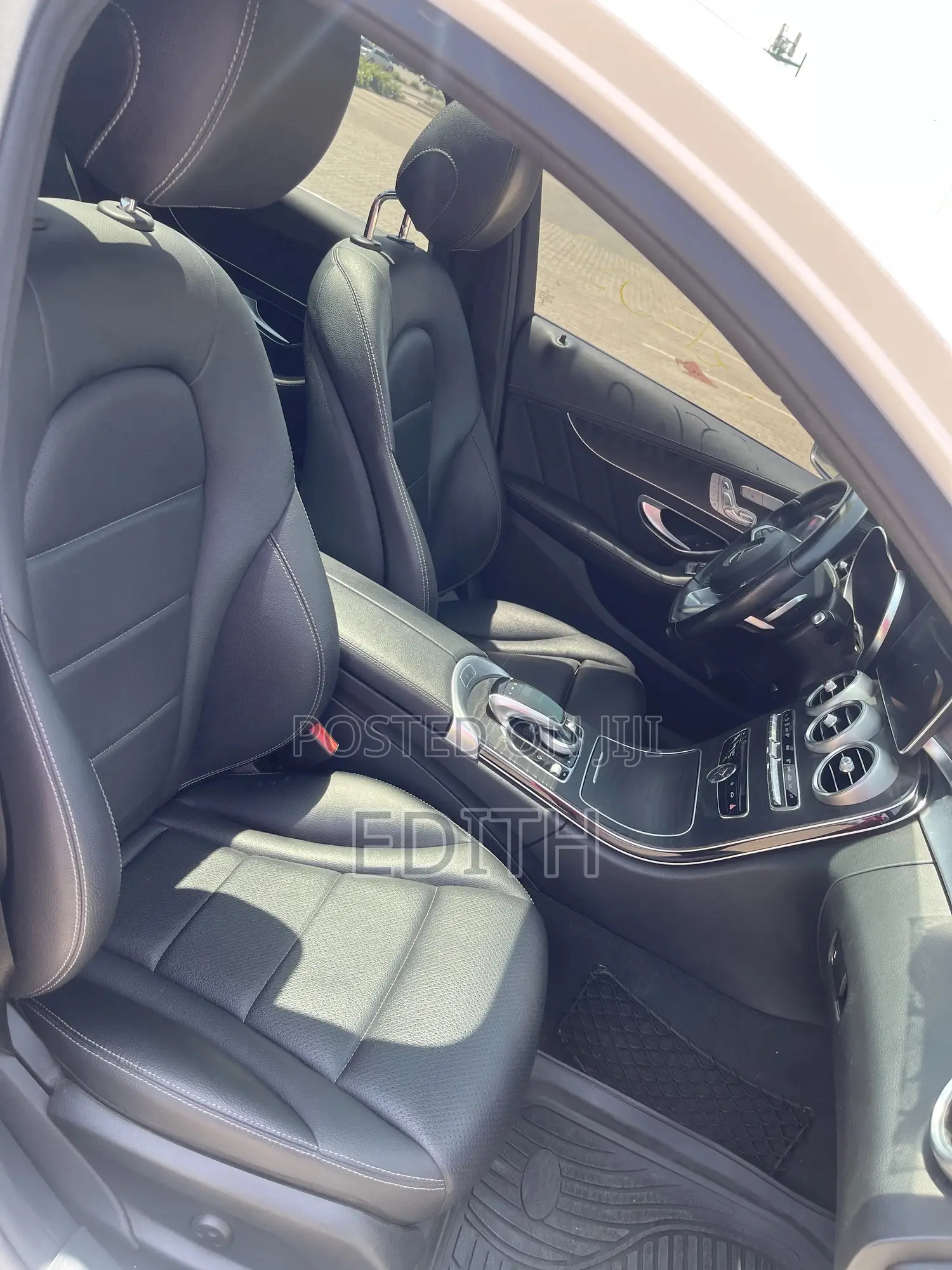 Mercedes-Benz C300 Sport 4Matic Sedan AWD (2.0L 4cyl 7A) 2017 White