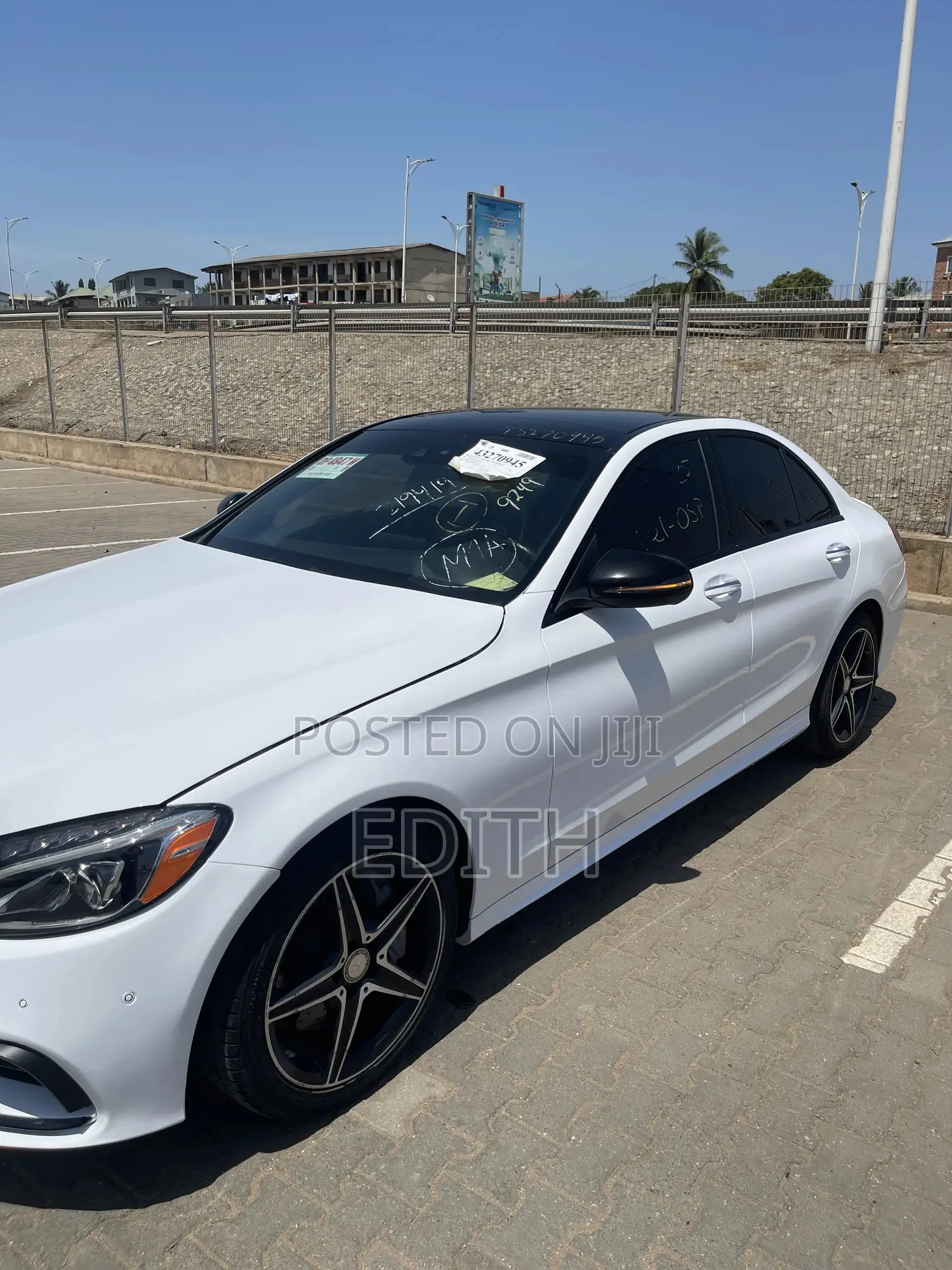 Mercedes-Benz C300 Sport 4Matic Sedan AWD (2.0L 4cyl 7A) 2017 White