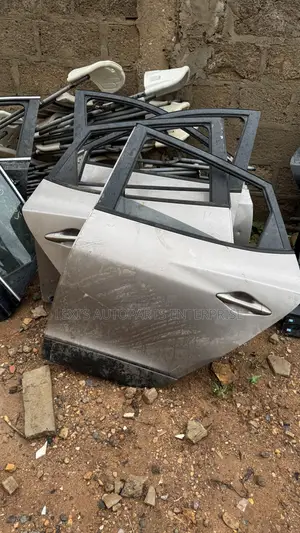 Hyundai Tucson 2012,2013,2014,2015 Doors Set Available
