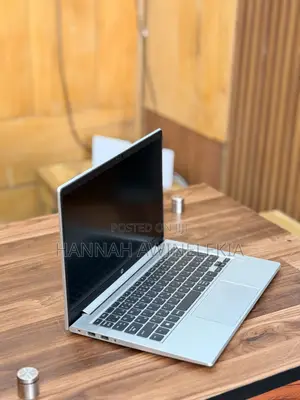 Laptop HP 8GB AMD Ryzen 5 SSD 256GB