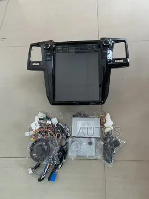 Fortuner 2012-2015 Tesla Screen