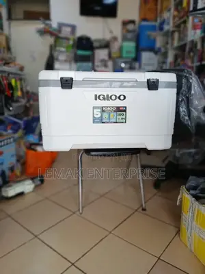 Igloo Latitude 100qt Cooler Ice Chest