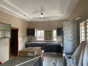 5bdrm House in Oyarifa for rent