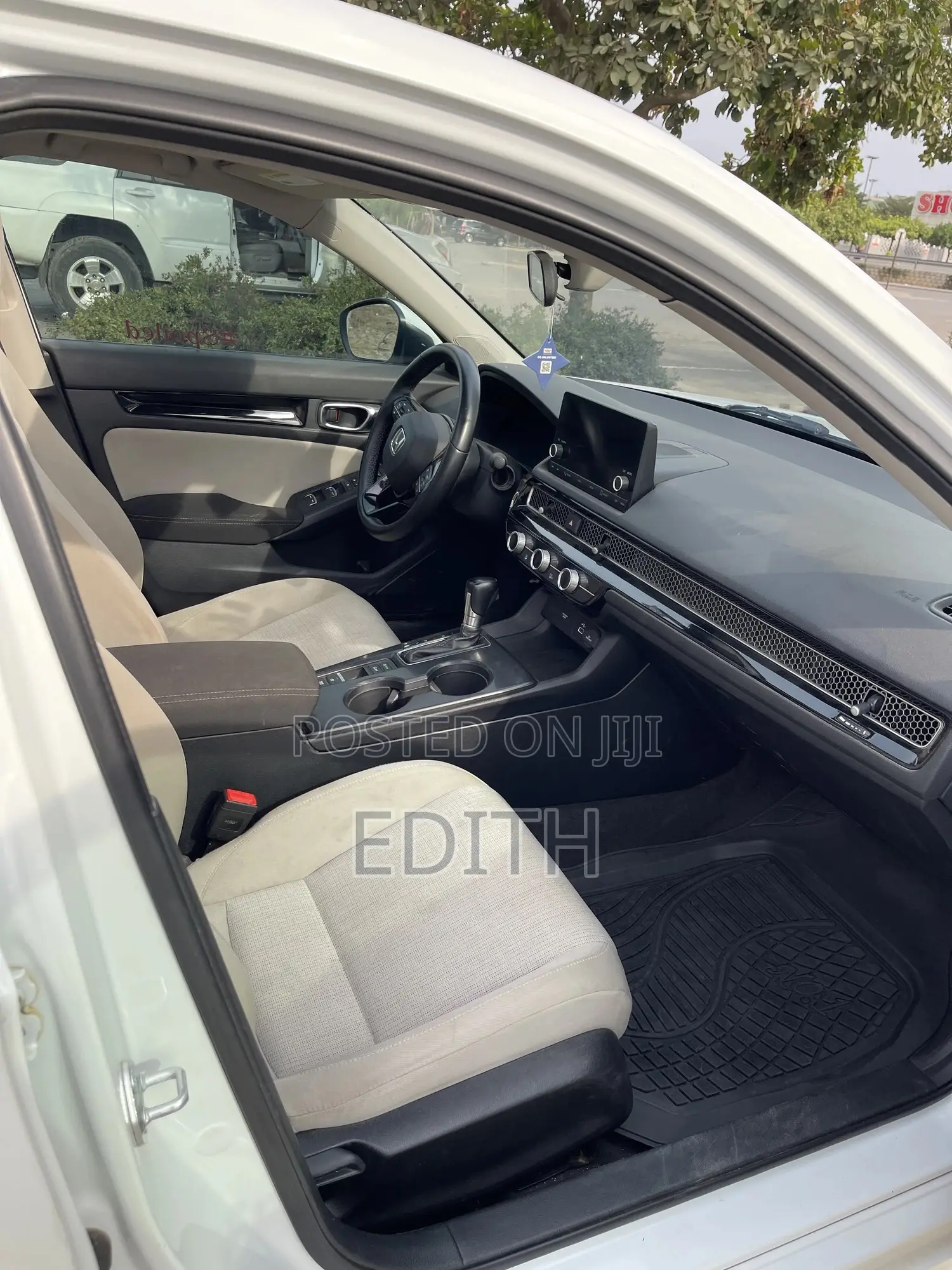 Honda Civic EX-L 2022 White