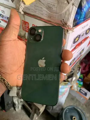 Apple iPhone 13 128 GB Green