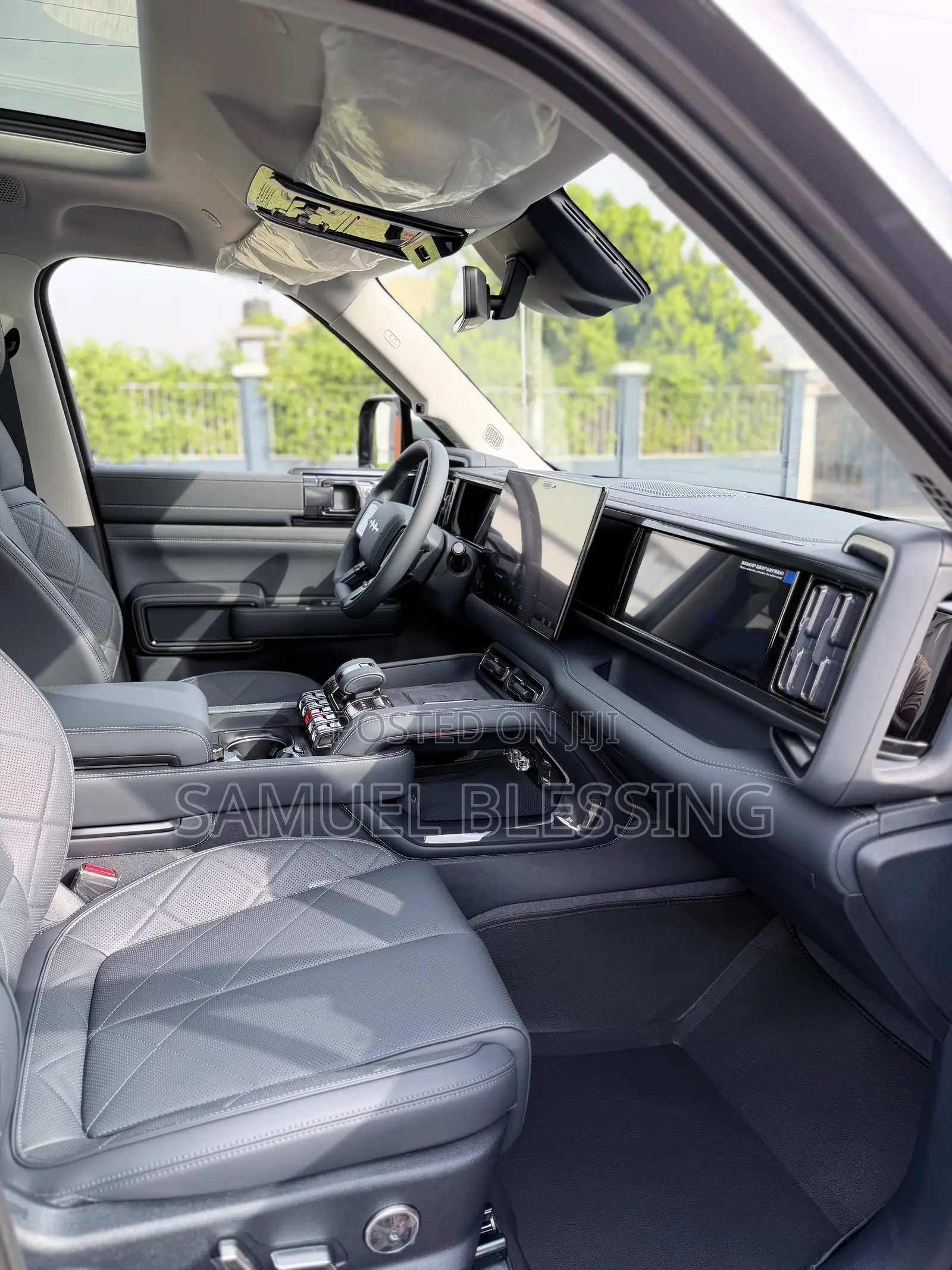 New BYD Leopard 5 2026 Gray