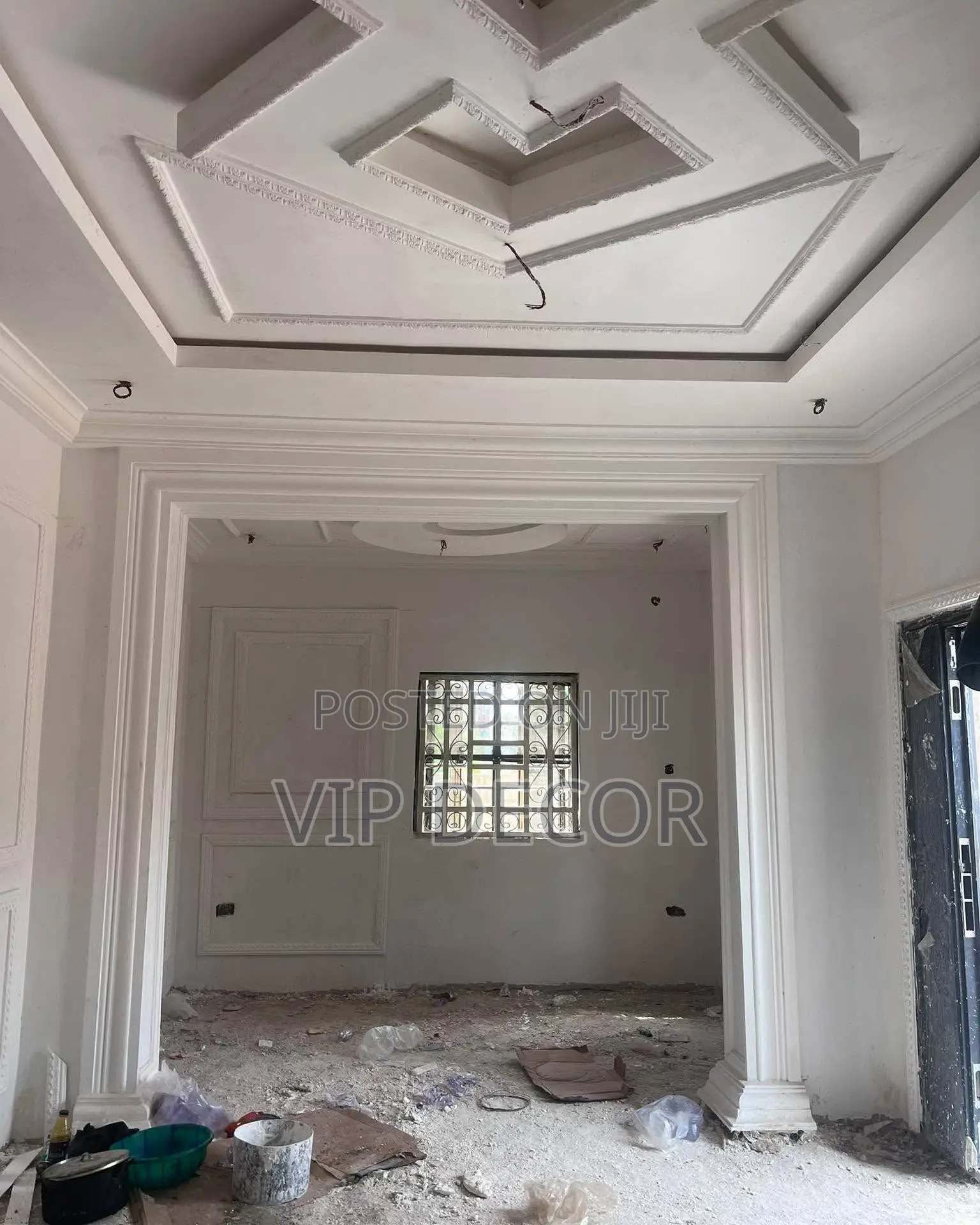 P.O.P Ceiling With Vip Decor