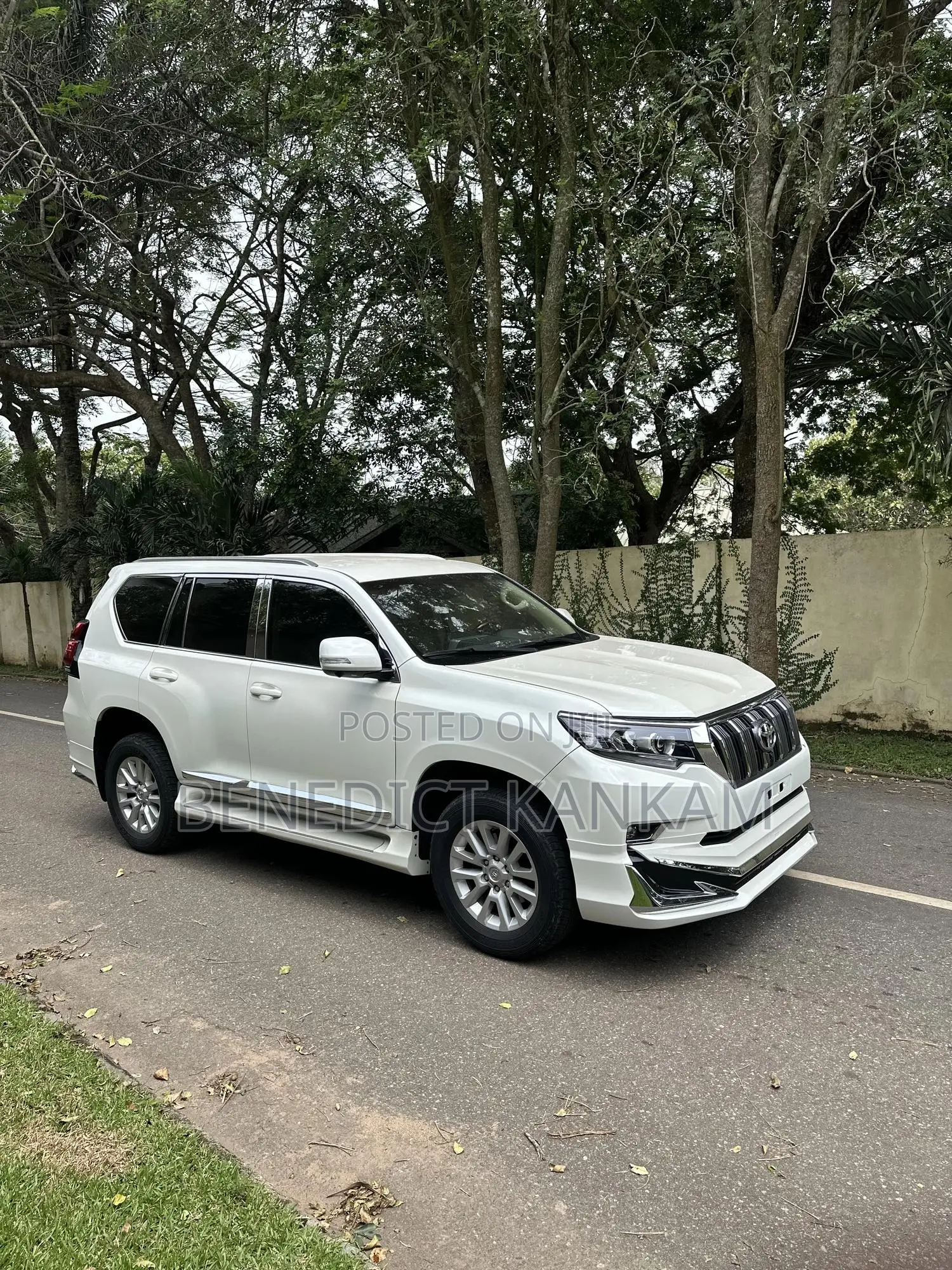 Toyota Land Cruiser Prado 4.0 Petrol GX-R 2017 White