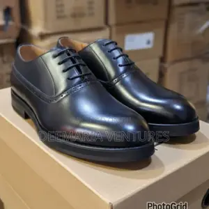 Men’S Classic Shoe for Sale(Brown and Black)