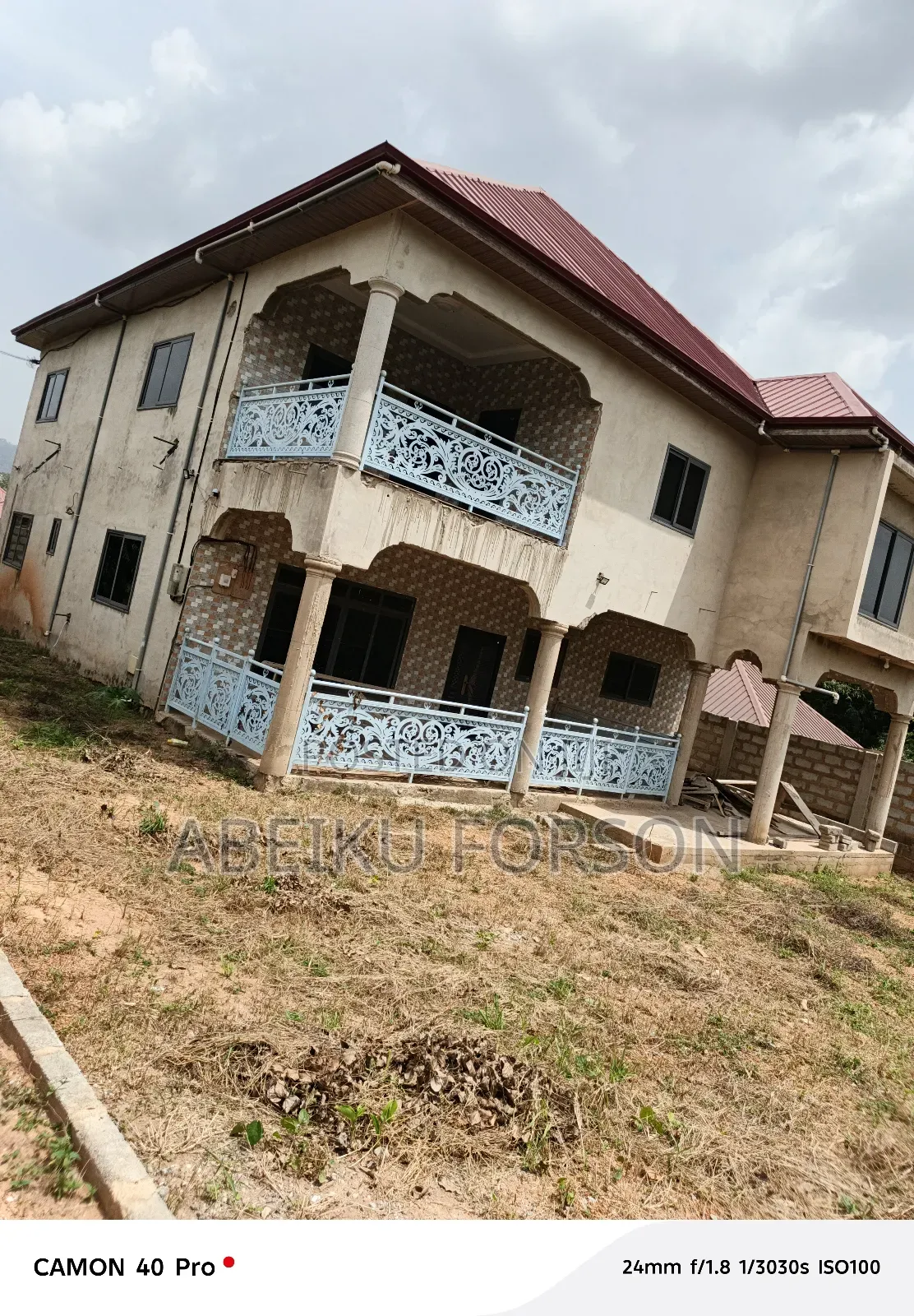 4bdrm House in Owner, Aburi for sale