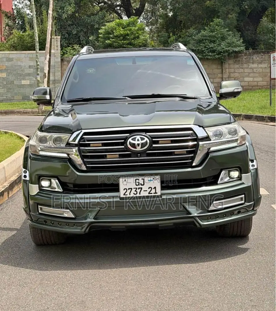 Toyota Land Cruiser 2015 Green