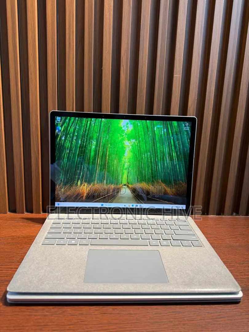 Laptop Microsoft Surface Laptop 5 8GB Intel Core i5 SSD 256GB