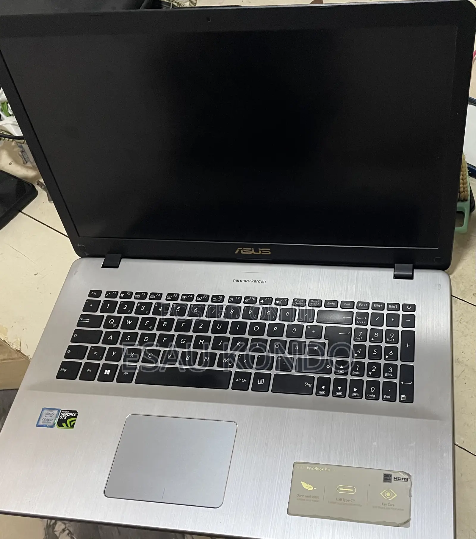 Laptop Asus VivoBook Pro 17 N705UN 16GB Intel Core i7 SSD 500GB