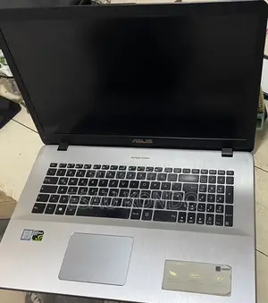 Laptop Asus VivoBook Pro 17 N705UN 16GB Intel Core i7 SSD 500GB
