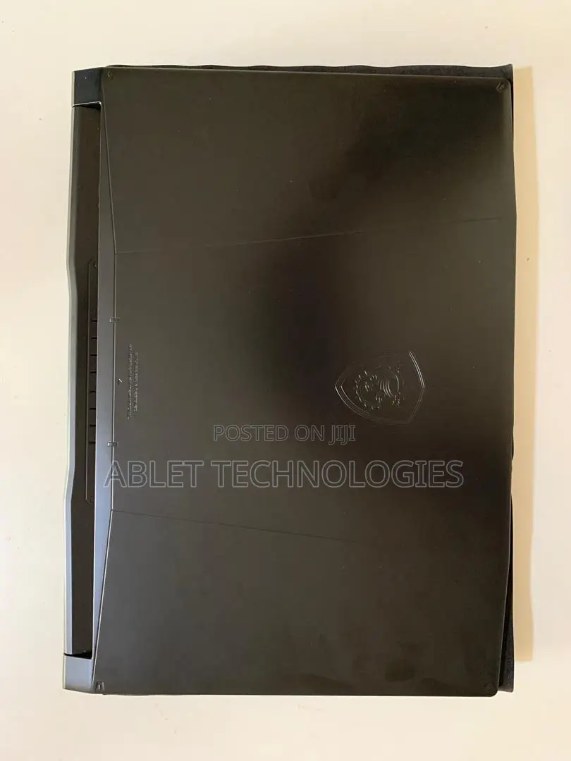 New Laptop MSI Katana 15 16GB AMD Ryzen 9 SSD 1T
