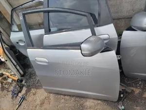 2009 to 2013 Honda Fit Door Set