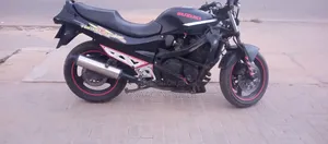 Suzuki 750 2021 Black