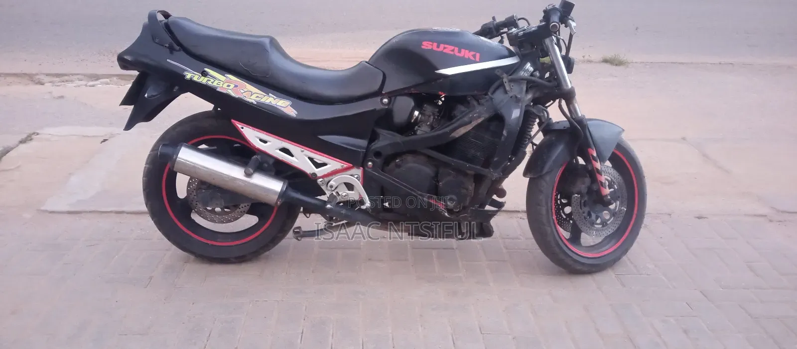 Suzuki 750 2021 Black
