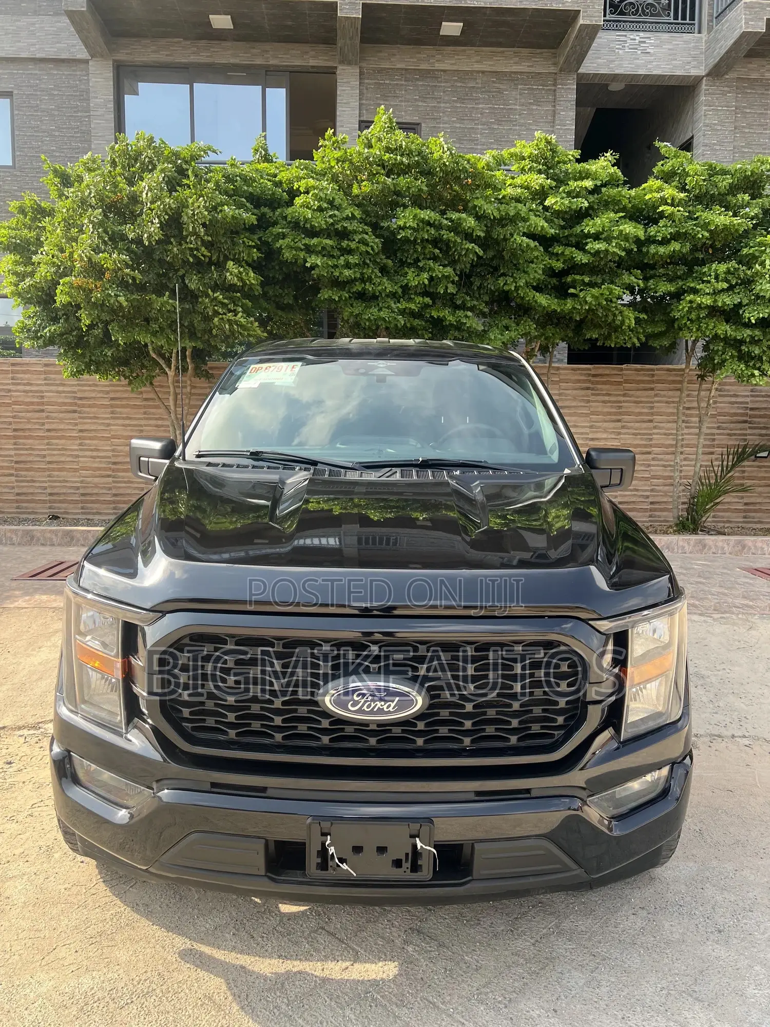 Ford F-150 XL 2023 Black