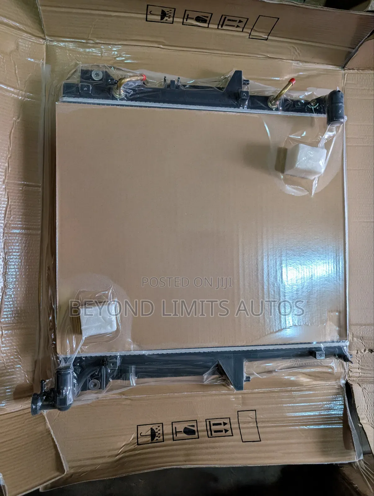 Mitsubishi L200 2016,2017,2018,2019,2020,2021 Radiator / Water Tank