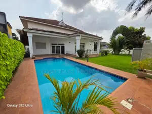 5bdrm Mansion in Hometrust Properties, American House for rent