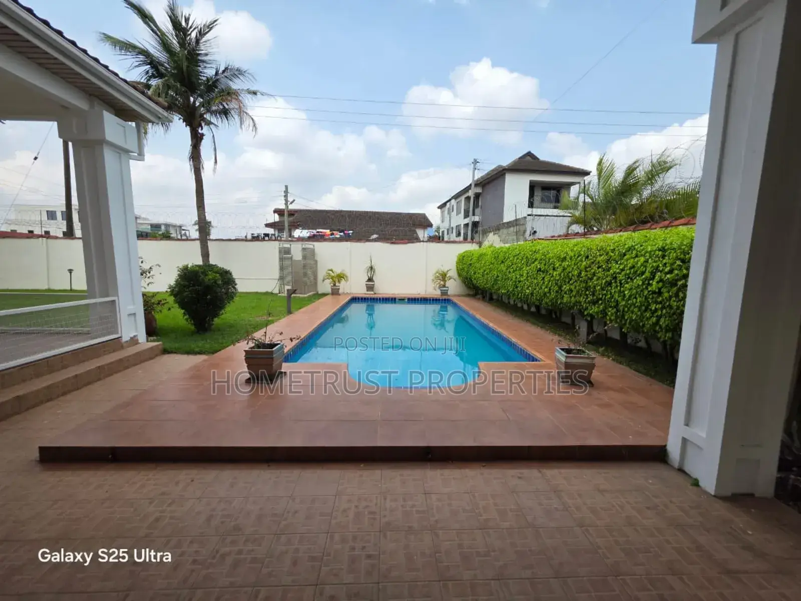 5bdrm Mansion in Hometrust Properties, American House for rent