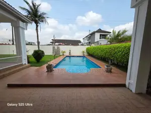 5bdrm Mansion in Hometrust Properties, American House for rent