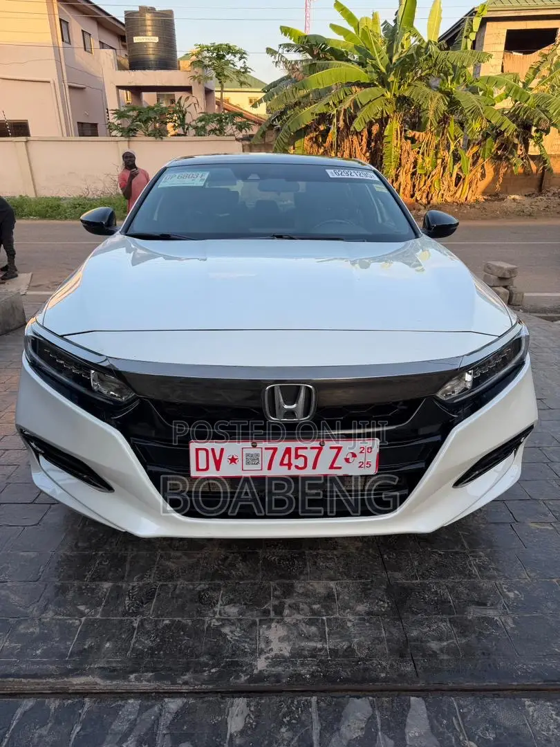 Honda Accord 2018 White