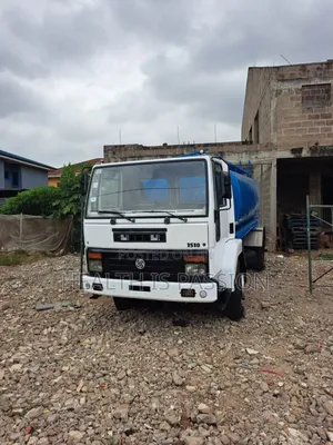 This Blue Water Tanker Truck Almost New Available for Hot Sale
