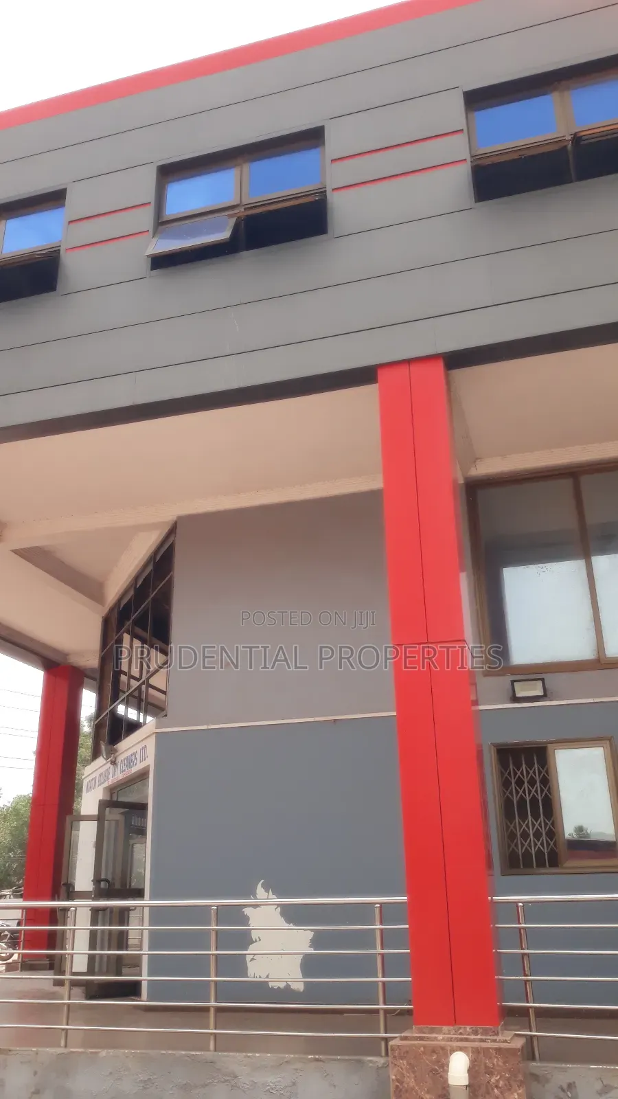 Restaurant for Rent at Agbogba