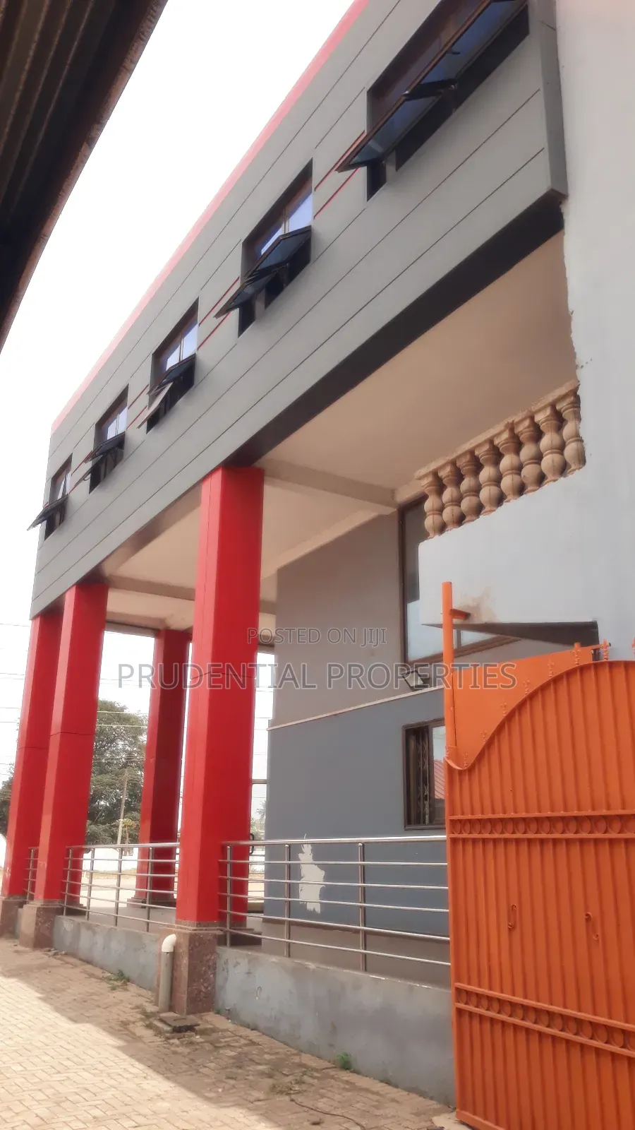 Restaurant for Rent at Agbogba