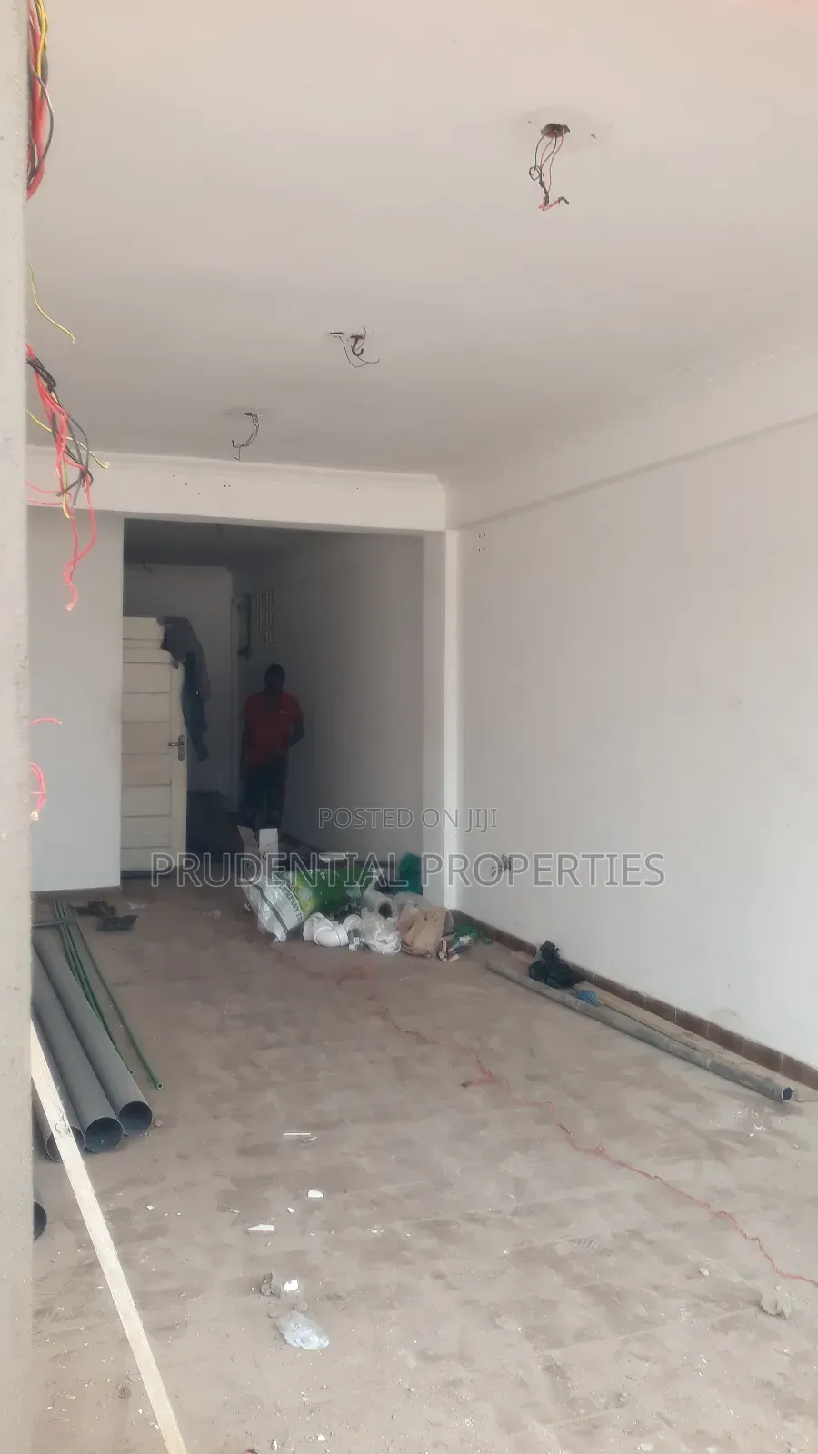 Shop for Rent at Agbogba