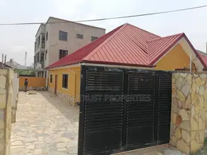 3bdrm House in Hometrust Properties, Amasaman for sale