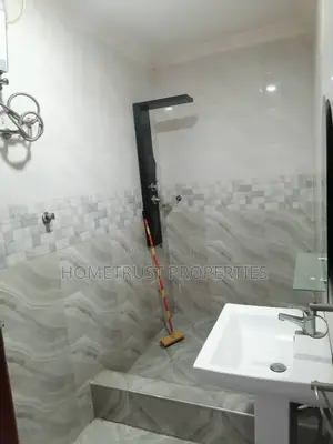 3bdrm House in Hometrust Properties, Amasaman for sale