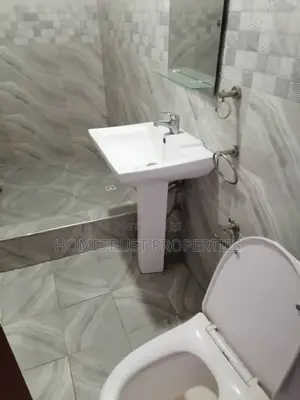3bdrm House in Hometrust Properties, Amasaman for sale