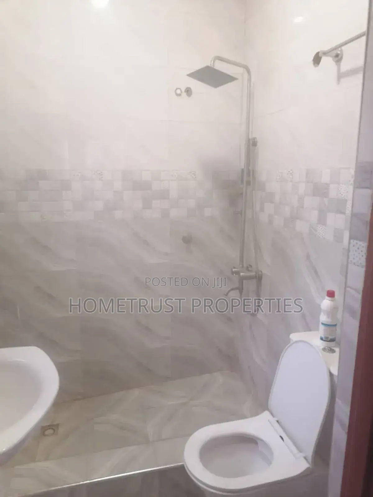3bdrm House in Hometrust Properties, Amasaman for sale