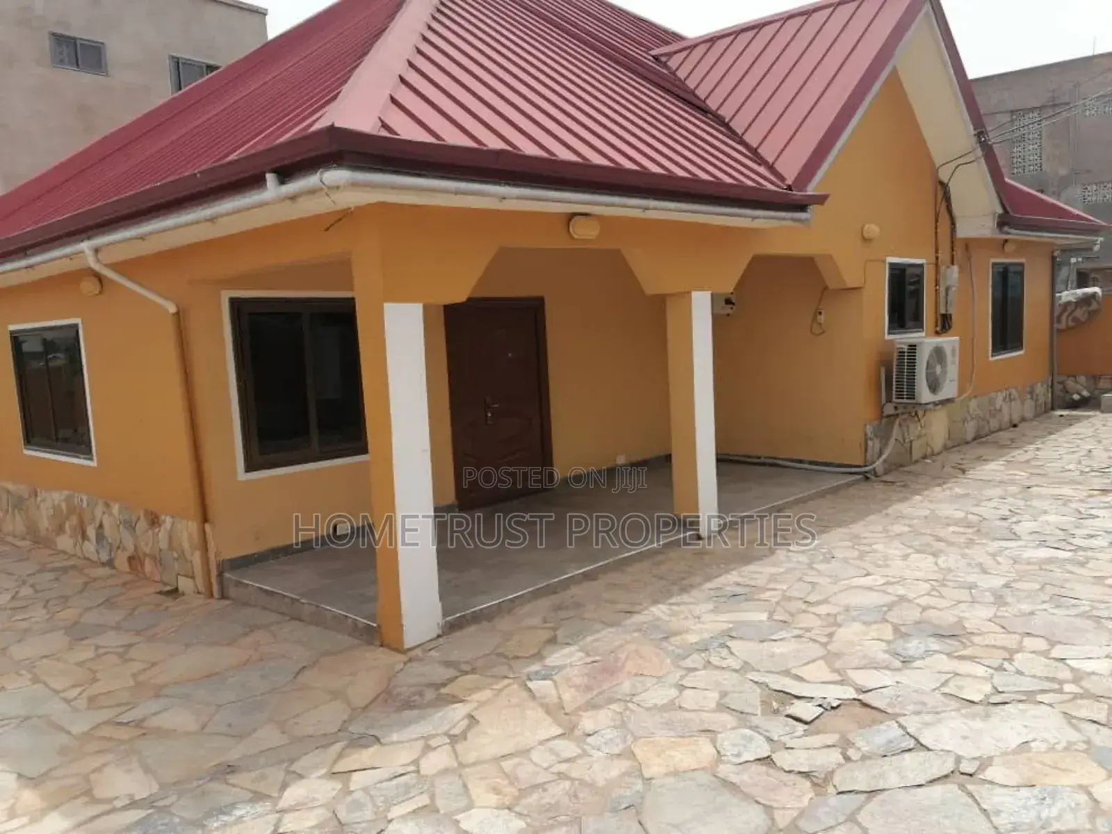 3bdrm House in Hometrust Properties, Amasaman for sale