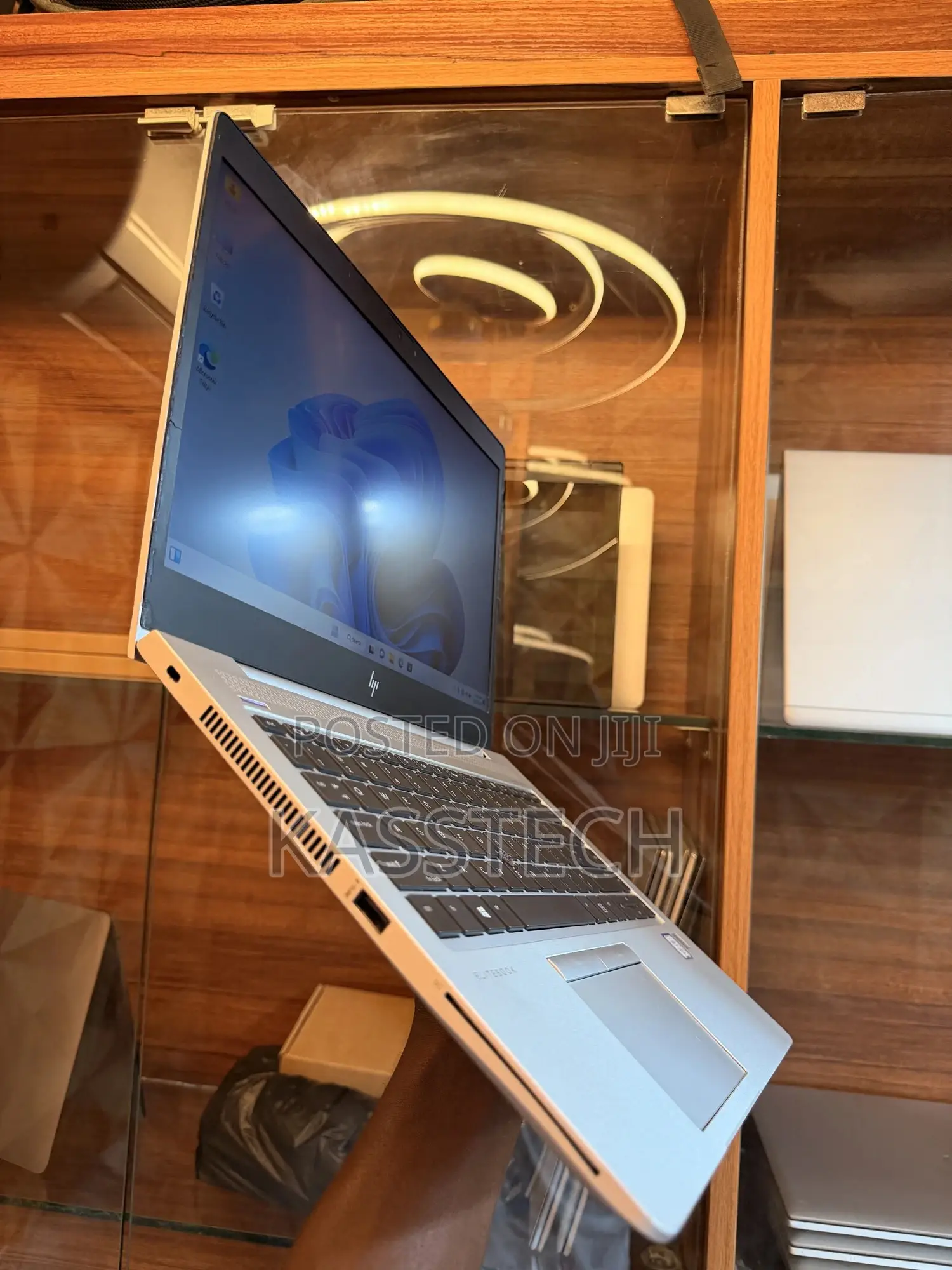 Laptop HP EliteBook 840 G5 8GB Intel Core i5 SSD 256GB