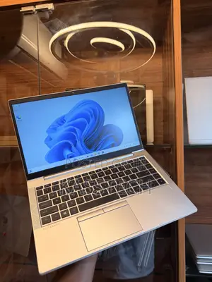 Laptop HP EliteBook 845 G7 8GB AMD Ryzen 5 SSD 256GB