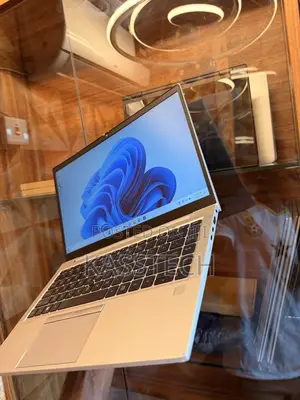 Laptop HP EliteBook 845 G7 8GB AMD Ryzen 5 SSD 256GB