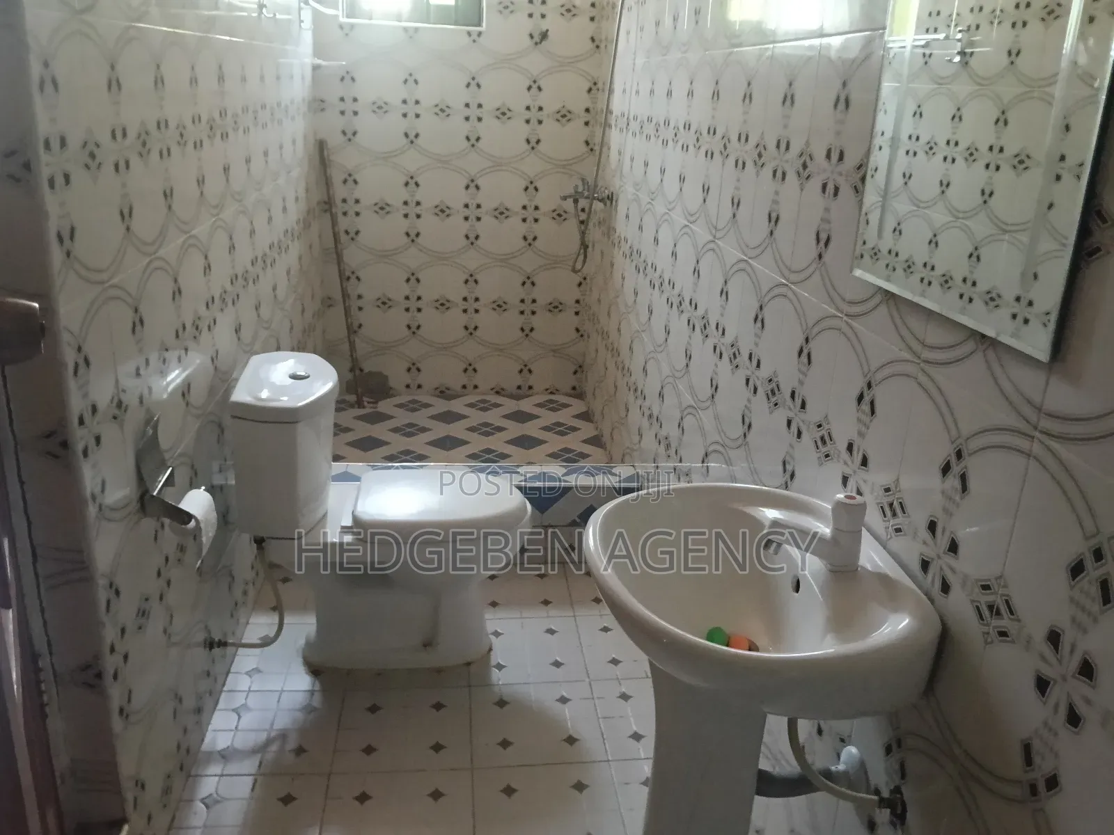 1bdrm Apartment in Commandos for rent