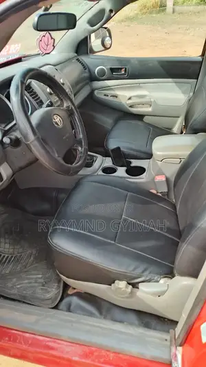Toyota Tacoma Access Cab 2010 Red