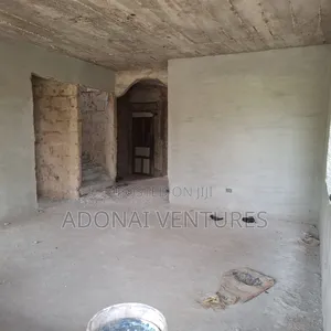 8bdrm Apartment in Sokoban Apaaso, Kumasi Metropolitan for sale