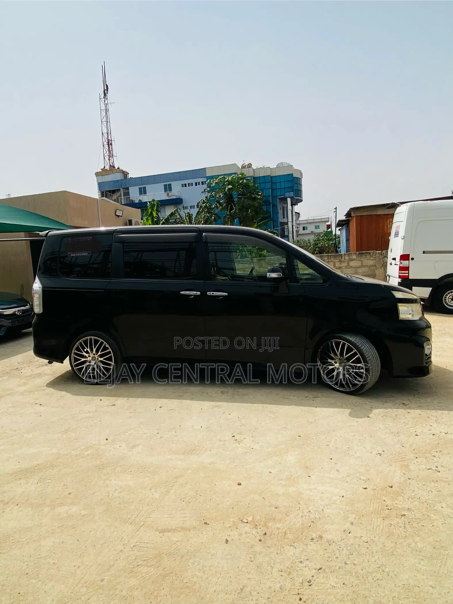 Toyota Voxy 2013 Black