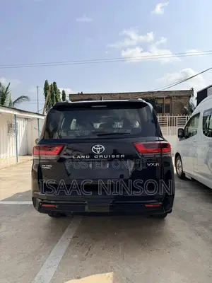 New Toyota Land Cruiser 2025 Black