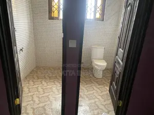 2bdrm Apartment in Amasaman 3 Junction, Pokuase for rent