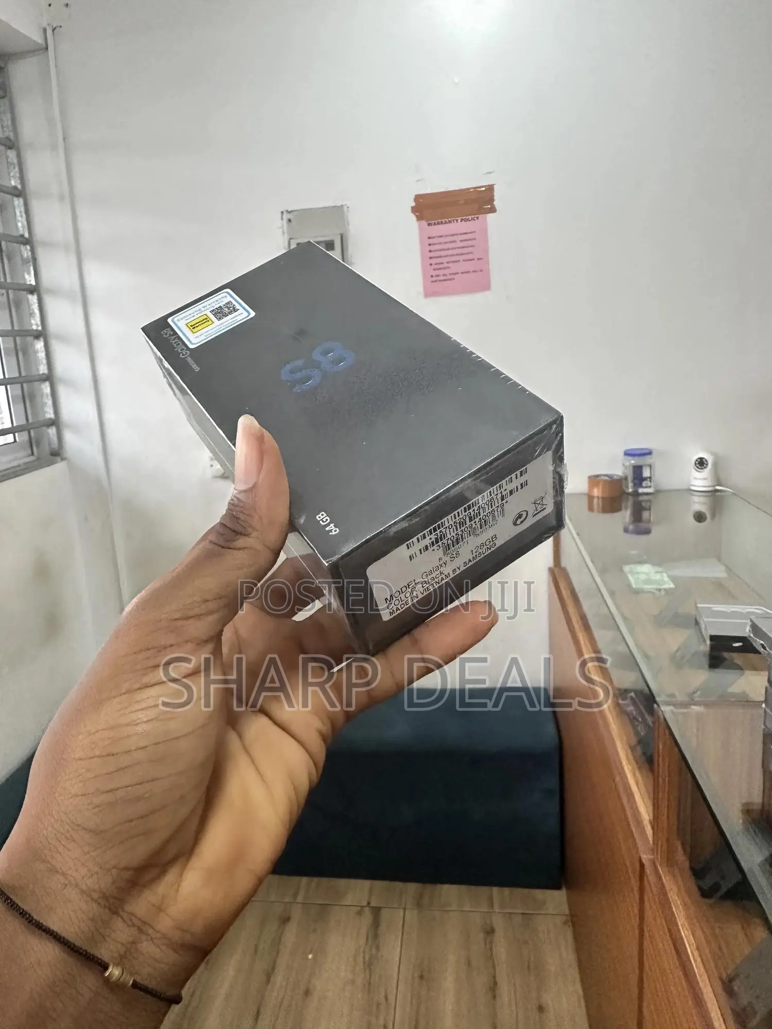 New Samsung Galaxy S8 64 GB Black