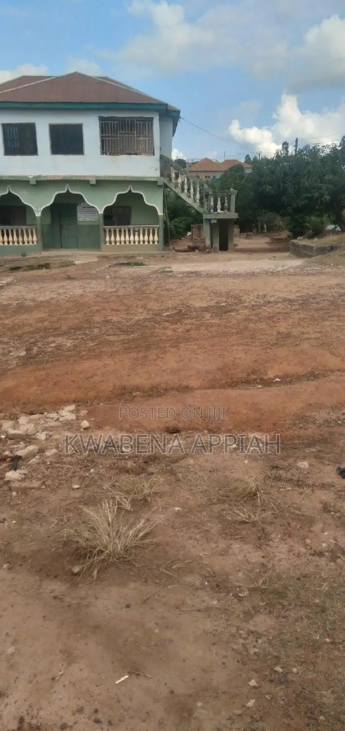 School Is on Sales at Atonsu Adagya
