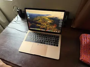 Laptop Apple MacBook Air 2018 8GB Intel Core i5 SSD 256GB