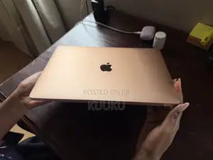 Laptop Apple MacBook Air 2018 8GB Intel Core i5 SSD 256GB